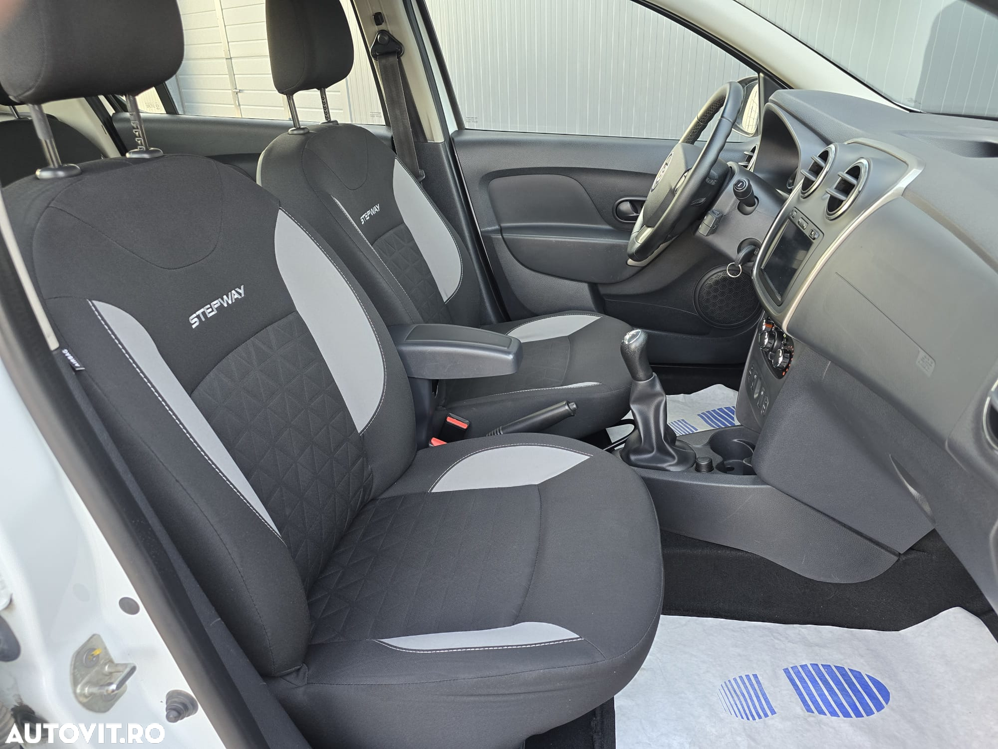 Dacia Sandero Stepway dCi 90 S&S Ambiance - 17