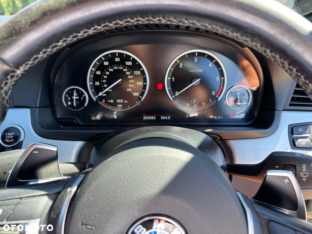 BMW Seria 5 520d - 12