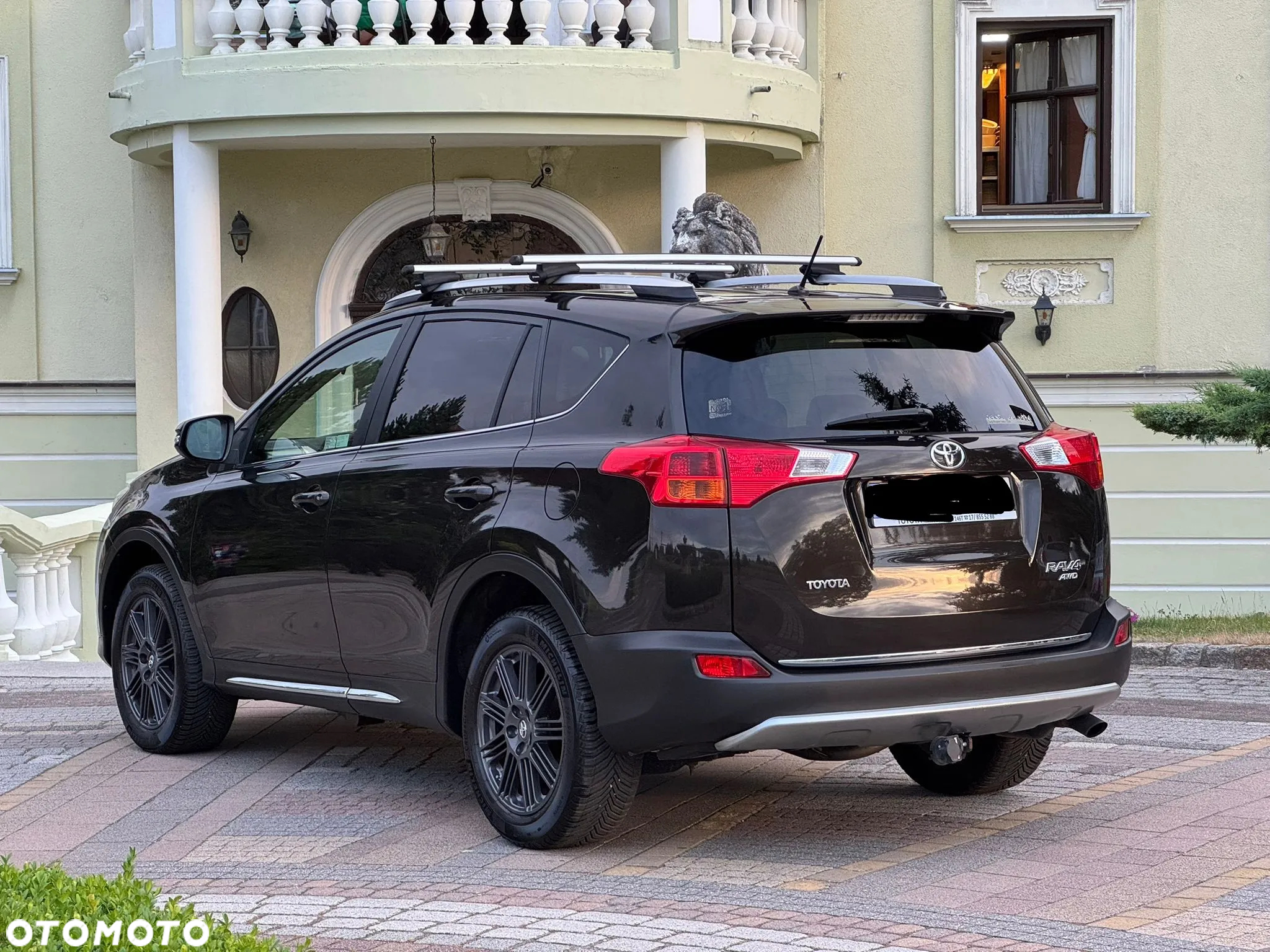 Toyota RAV4 2.0 D-4D Premium - 10