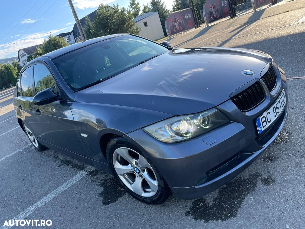 BMW Seria 3 318d - 12