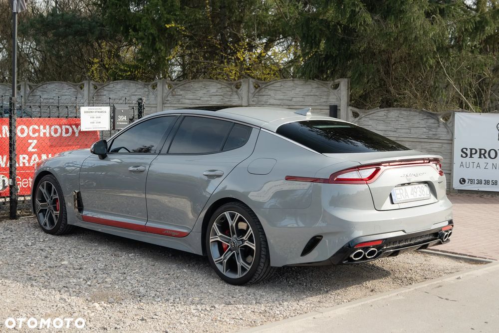 Kia Stinger - 34