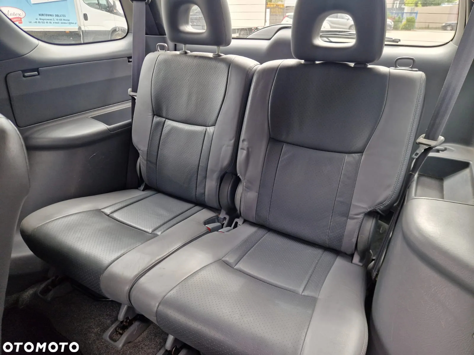 Toyota RAV4 - 10