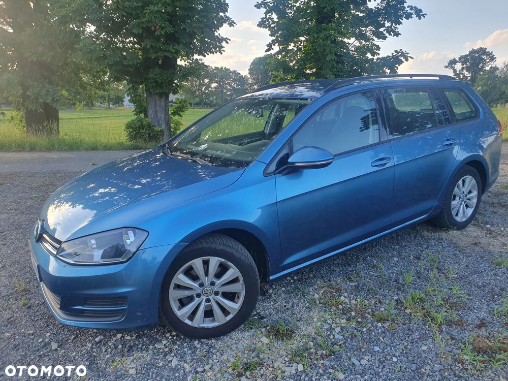 Volkswagen Golf 1.6 TDI BMT Comfortline - 23