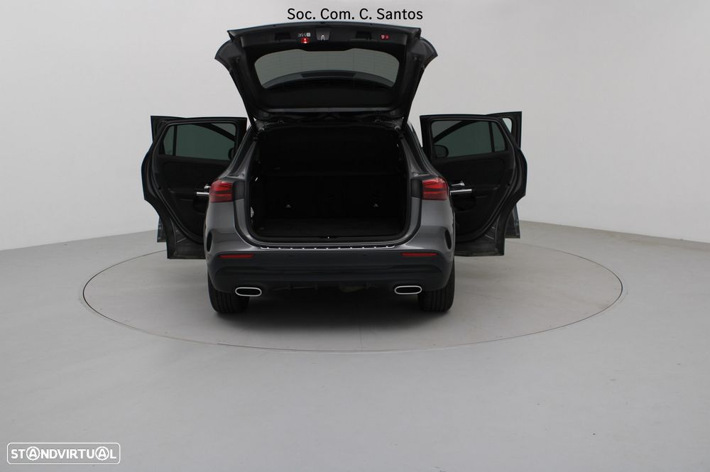 Mercedes-Benz GLA 180 d AMG Line - 10