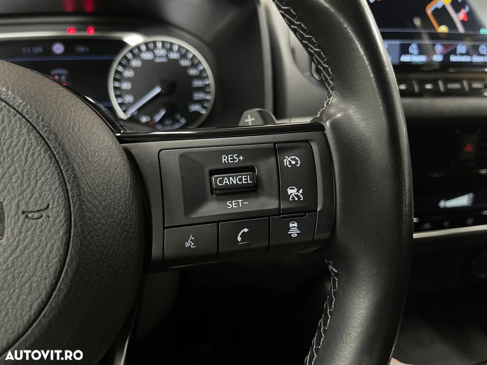 Nissan Qashqai 1.3 DIG-T 4x4 MHEV Xtronic N-Connecta - 21