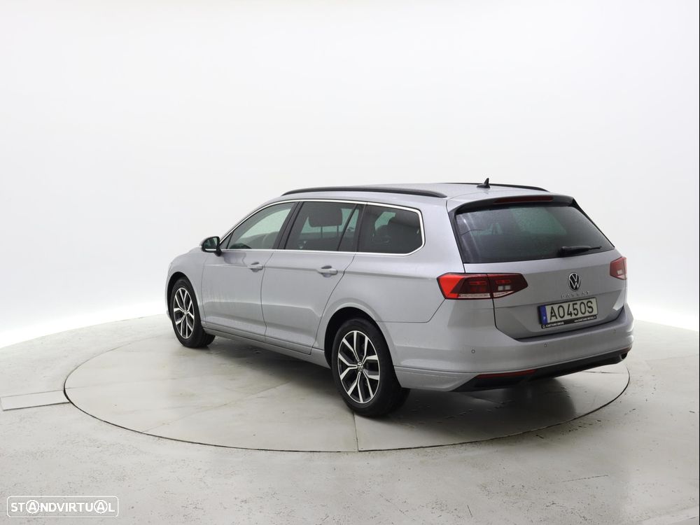 VW Passat Variant 2.0 TDI Business DSG - 4