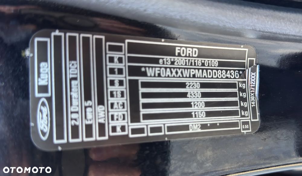 Ford Kuga 2.0 TDCi 4x4 Titanium - 36