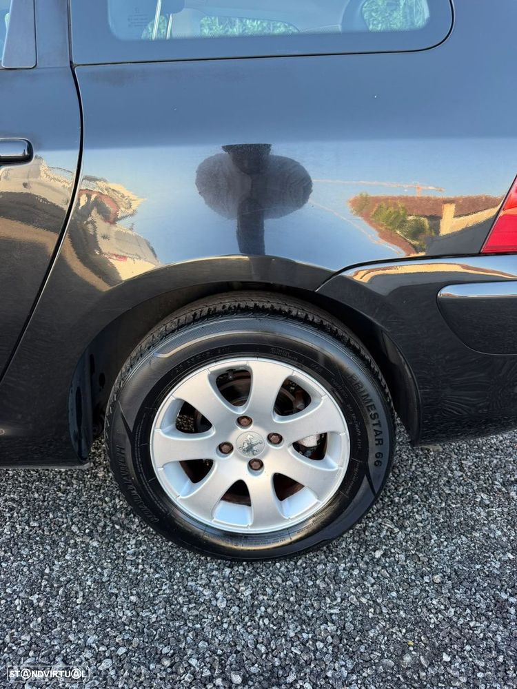 Peugeot 307 Break 1.4 16V Executive - 14