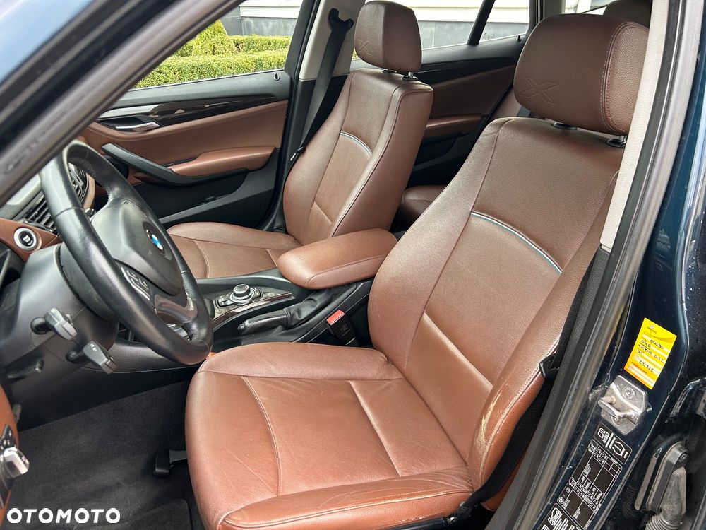 BMW X1 xDrive18d xLine - 13