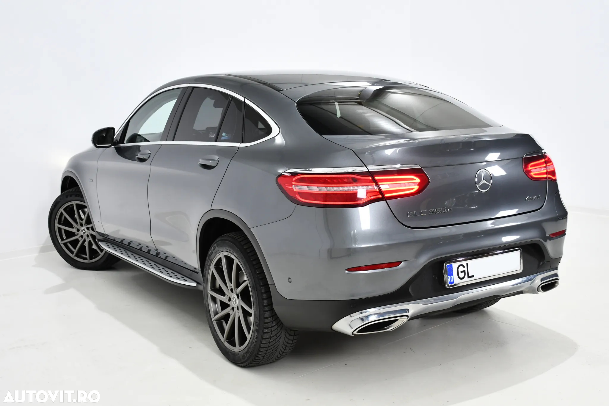 Mercedes-Benz GLC Coupe 300 e 4Matic 9G-TRONIC - 3