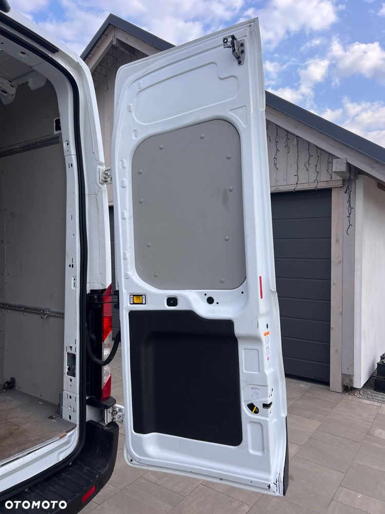 Ford Transit - 28