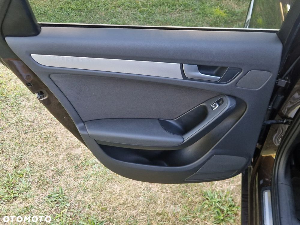Audi A4 Avant - 14