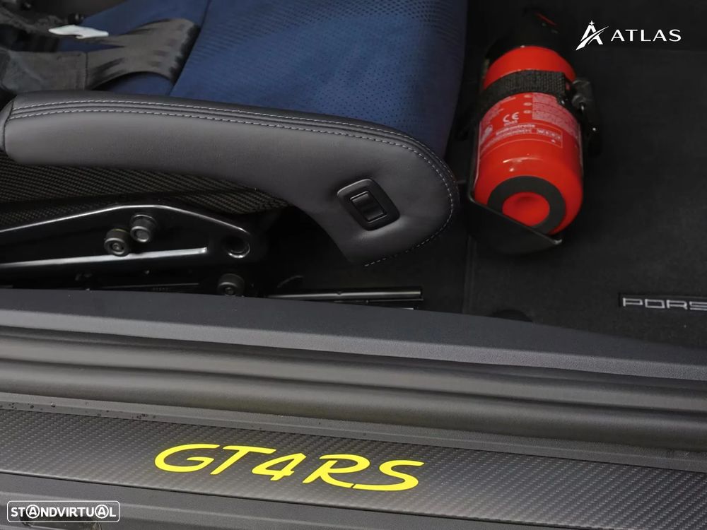 Porsche 718 Cayman GT4 RS - 17