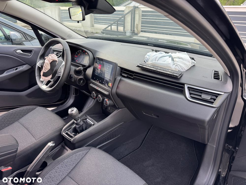 Renault Clio - 17