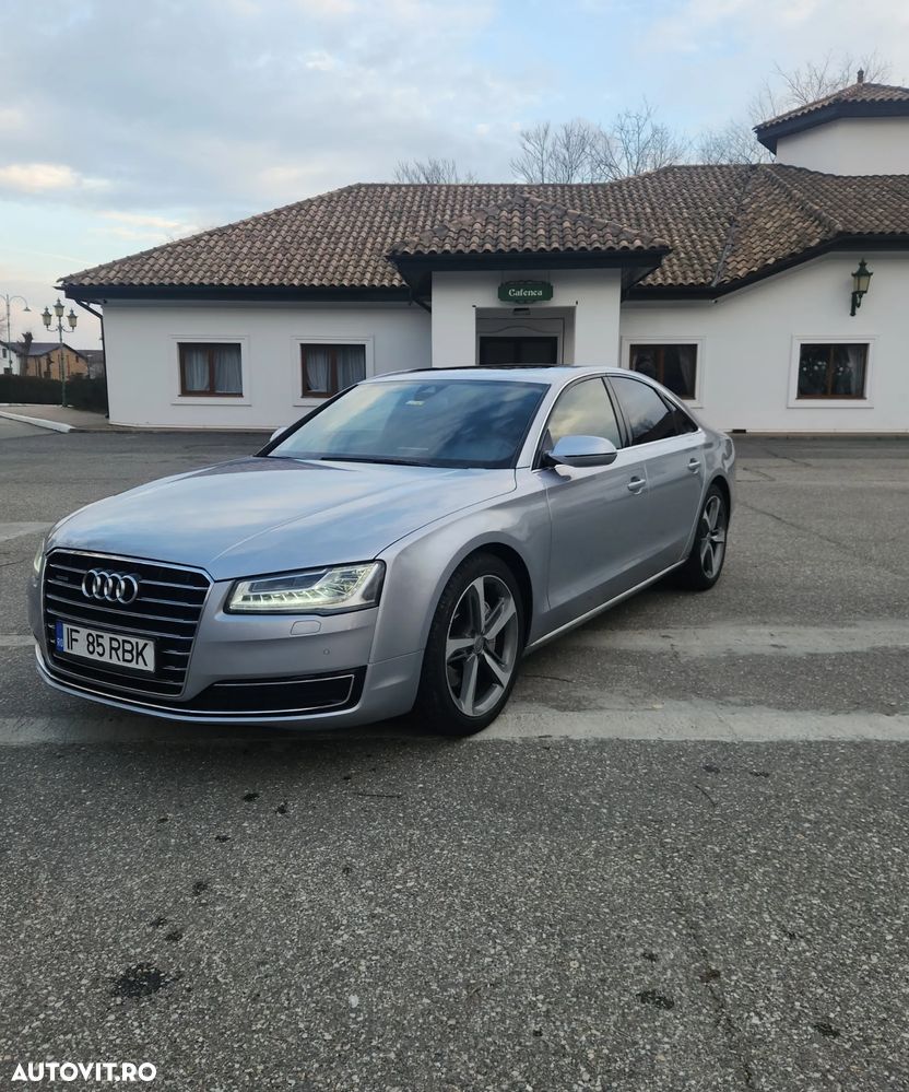 Audi A8 - 1