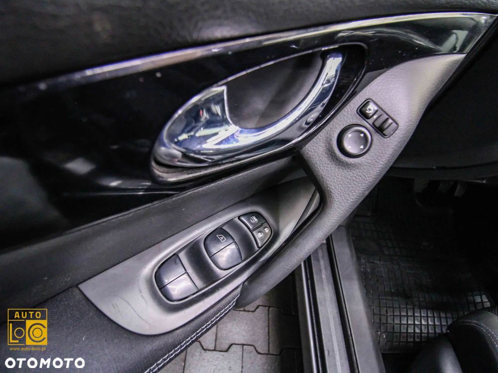 Nissan Qashqai 1.6 DCi ALL-MODE 4x4i N-Connecta - 23