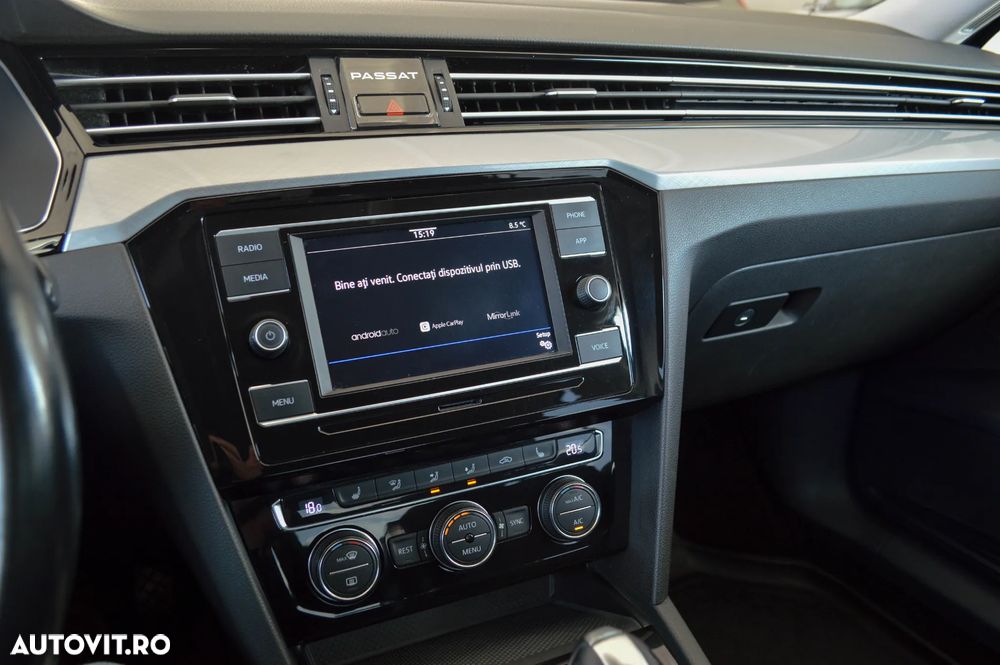 Volkswagen Passat 1.5 TSI ACT DSG Comfortline - 21