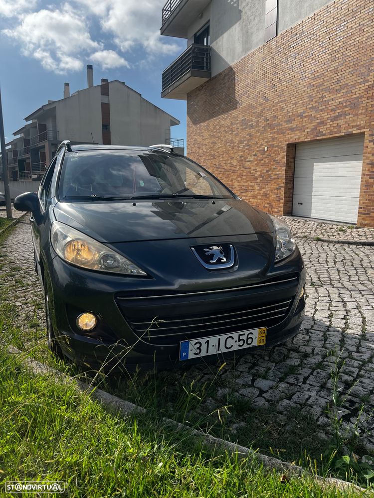 Peugeot 207 SW 1.4 Premium - 8