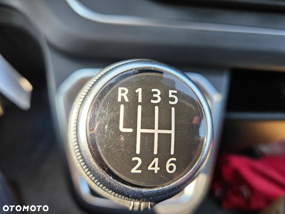 Renault Trafic 2.0 dCi - 28