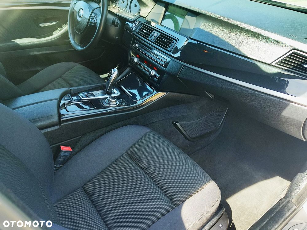 BMW Seria 5 - 35