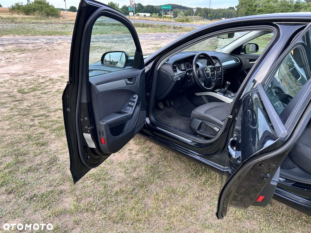 Audi A4 Avant - 13
