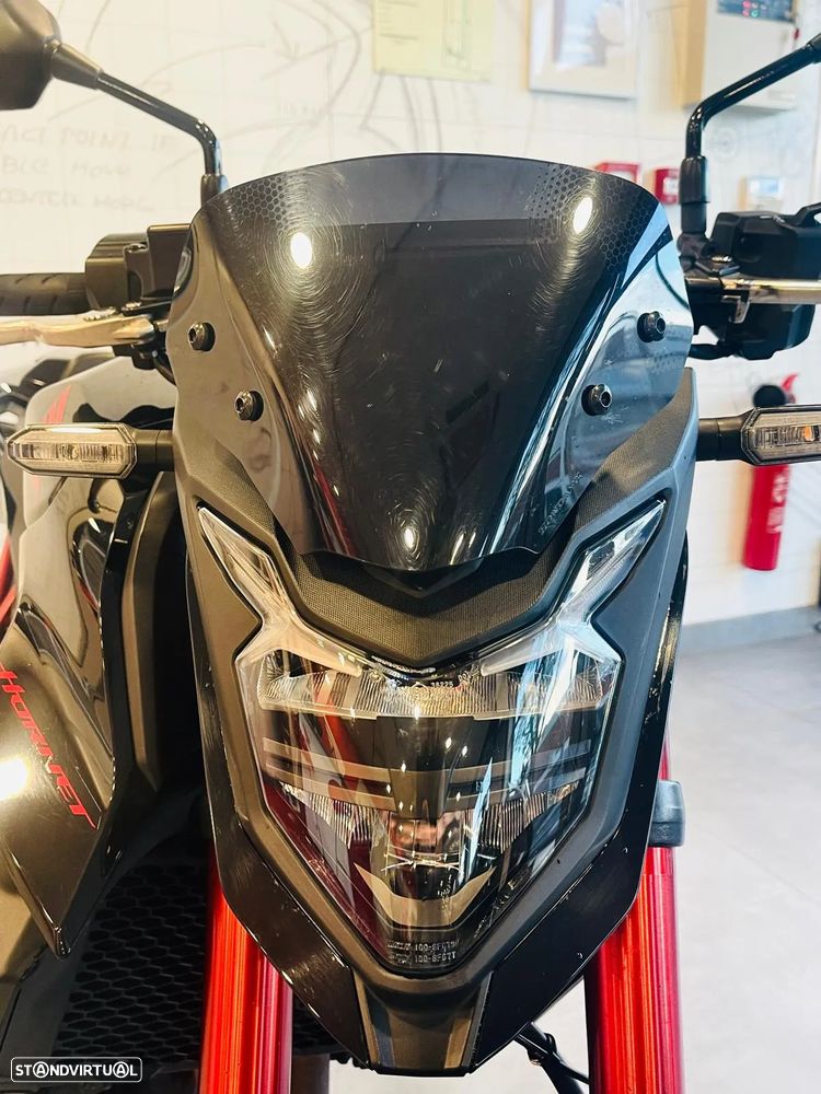 Honda Hornet 750 - 7