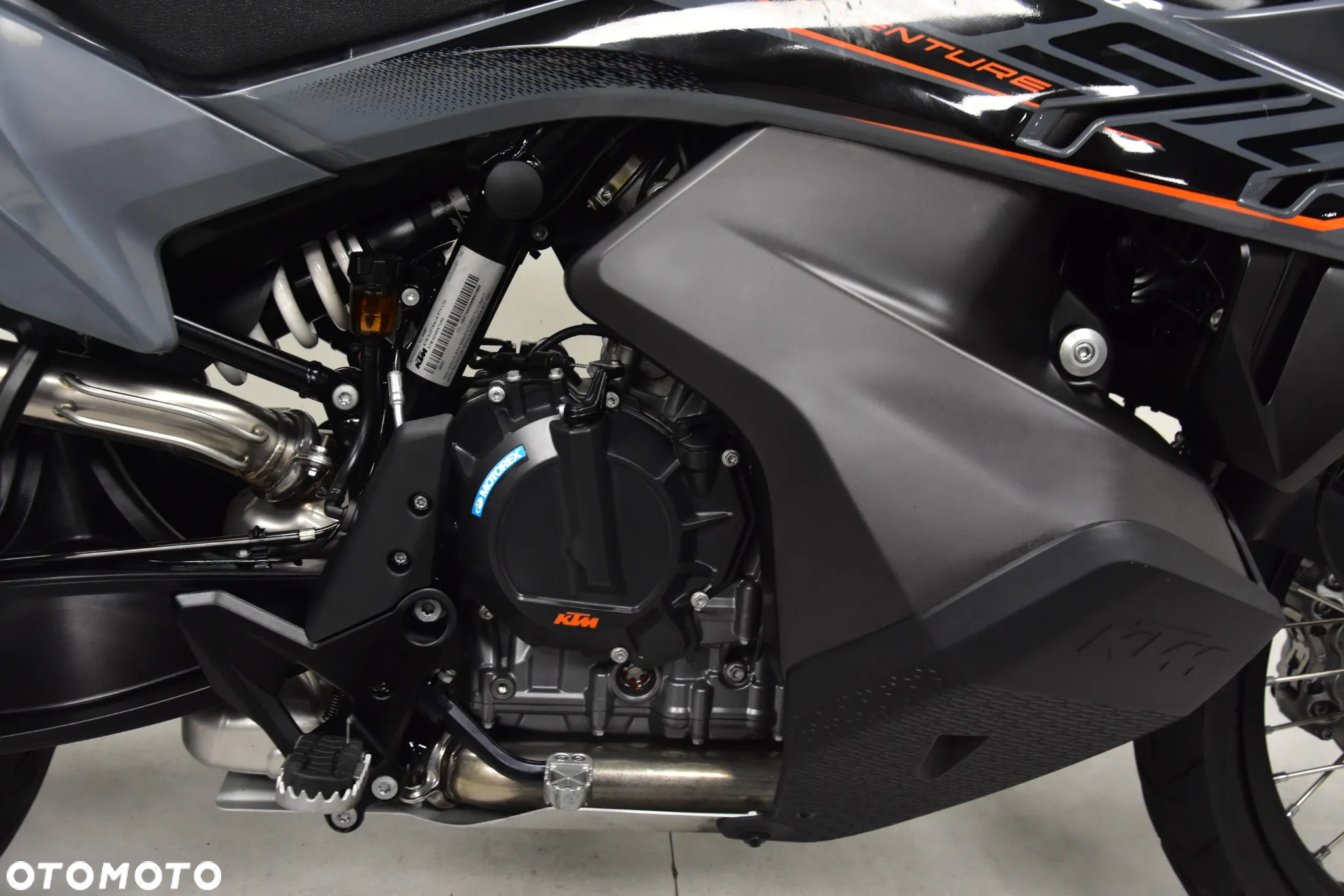 KTM Adventure - 27