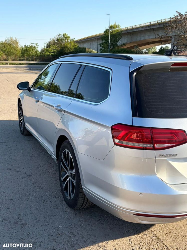 Volkswagen Passat 2.0 TDI DSG Comfortline - 4