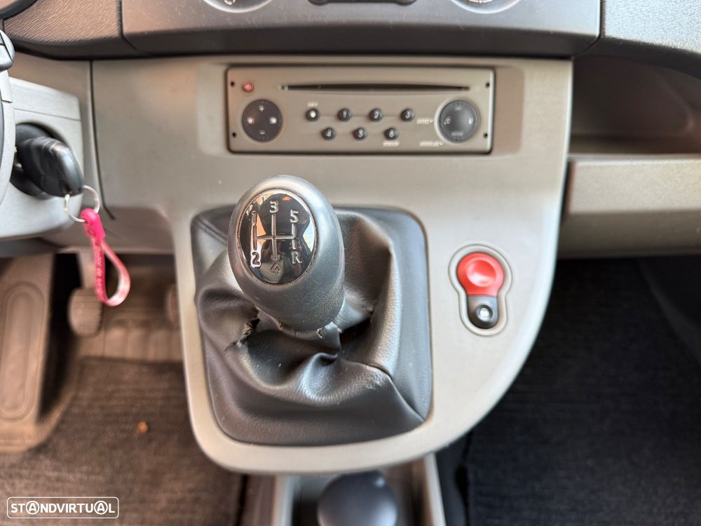 Renault Kangoo 1.5 DCi A/C - 27