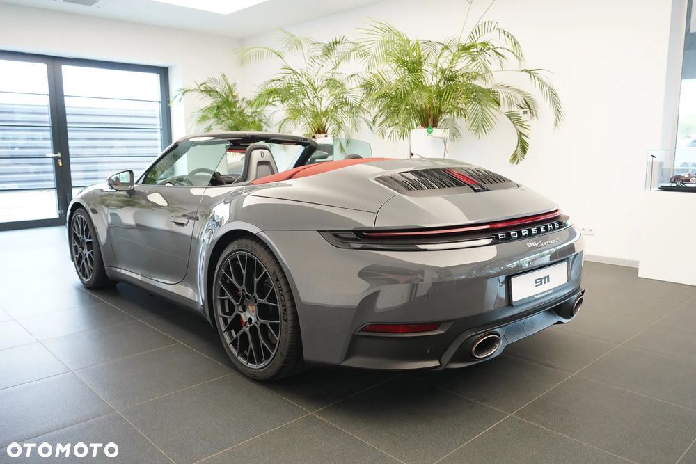 Porsche 911 Carrera S - 12