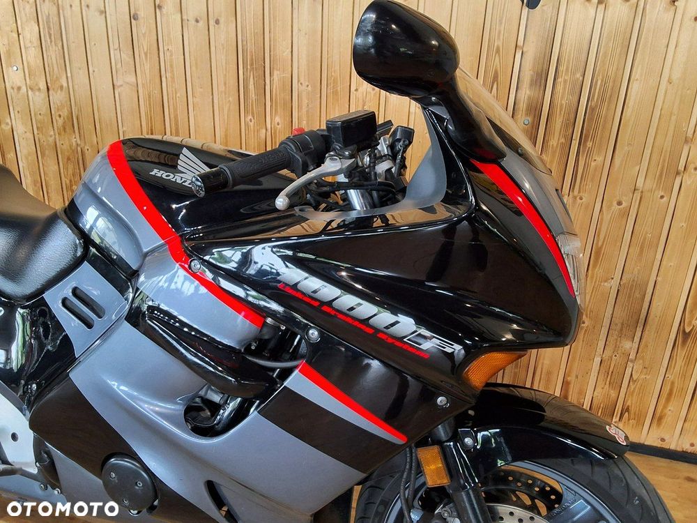 Honda CBR - 17