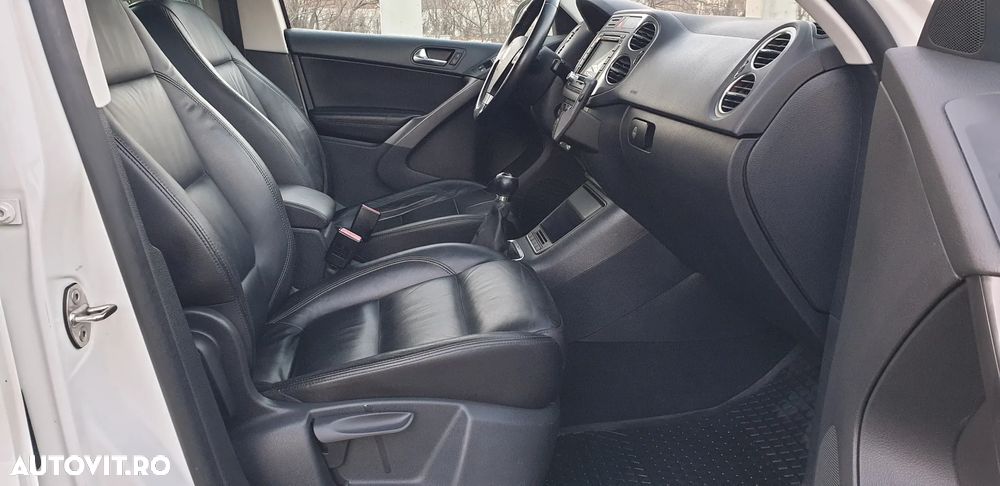 Volkswagen Tiguan 2.0 TDI CR DPF 4Motion Sport&Style - 9