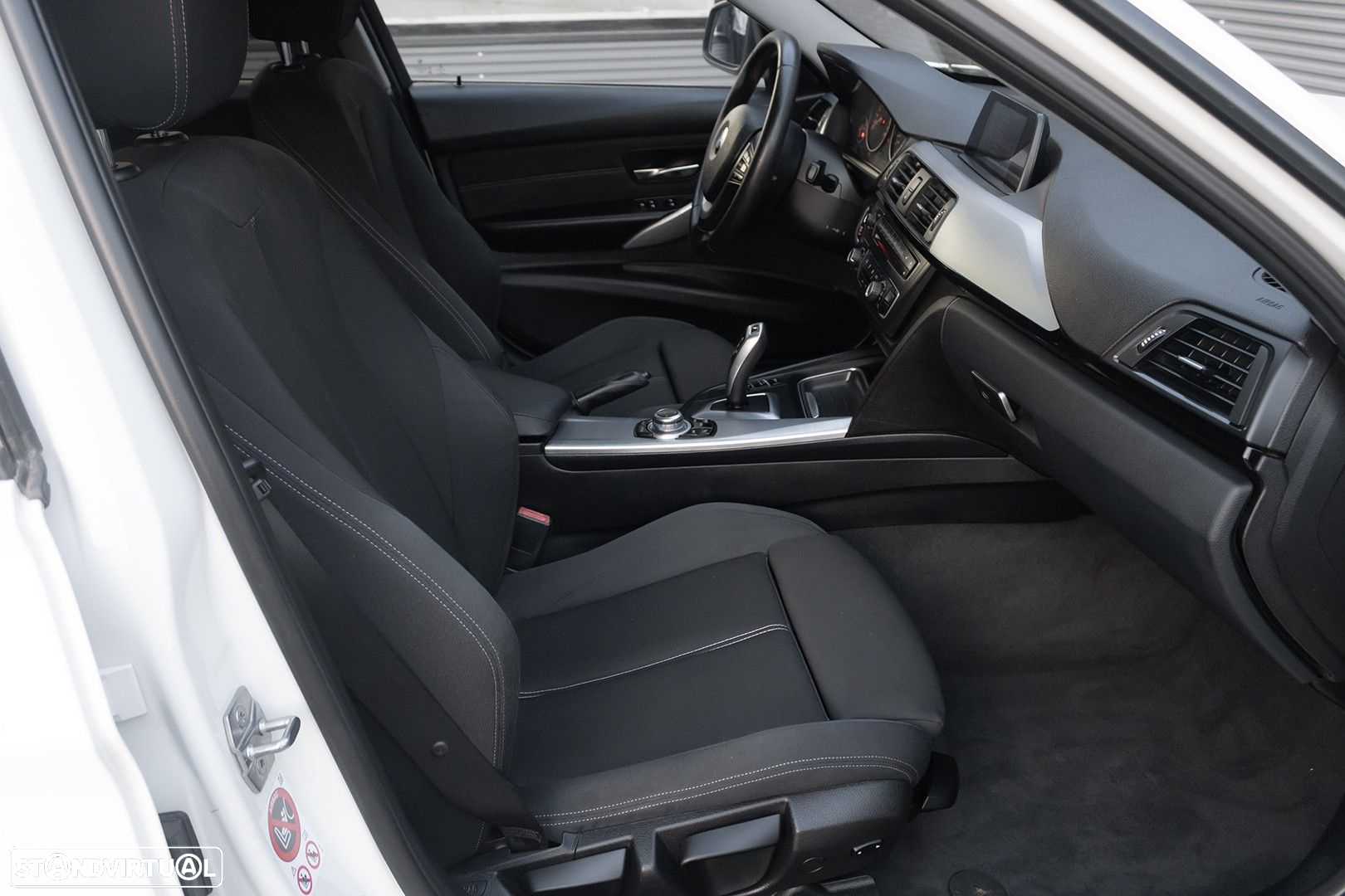 BMW 318 d Touring Auto Line Sport - 20