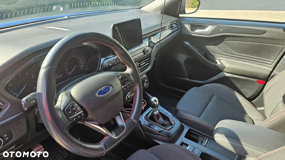 Ford Focus 1.5 EcoBoost Titanium ASS - 15