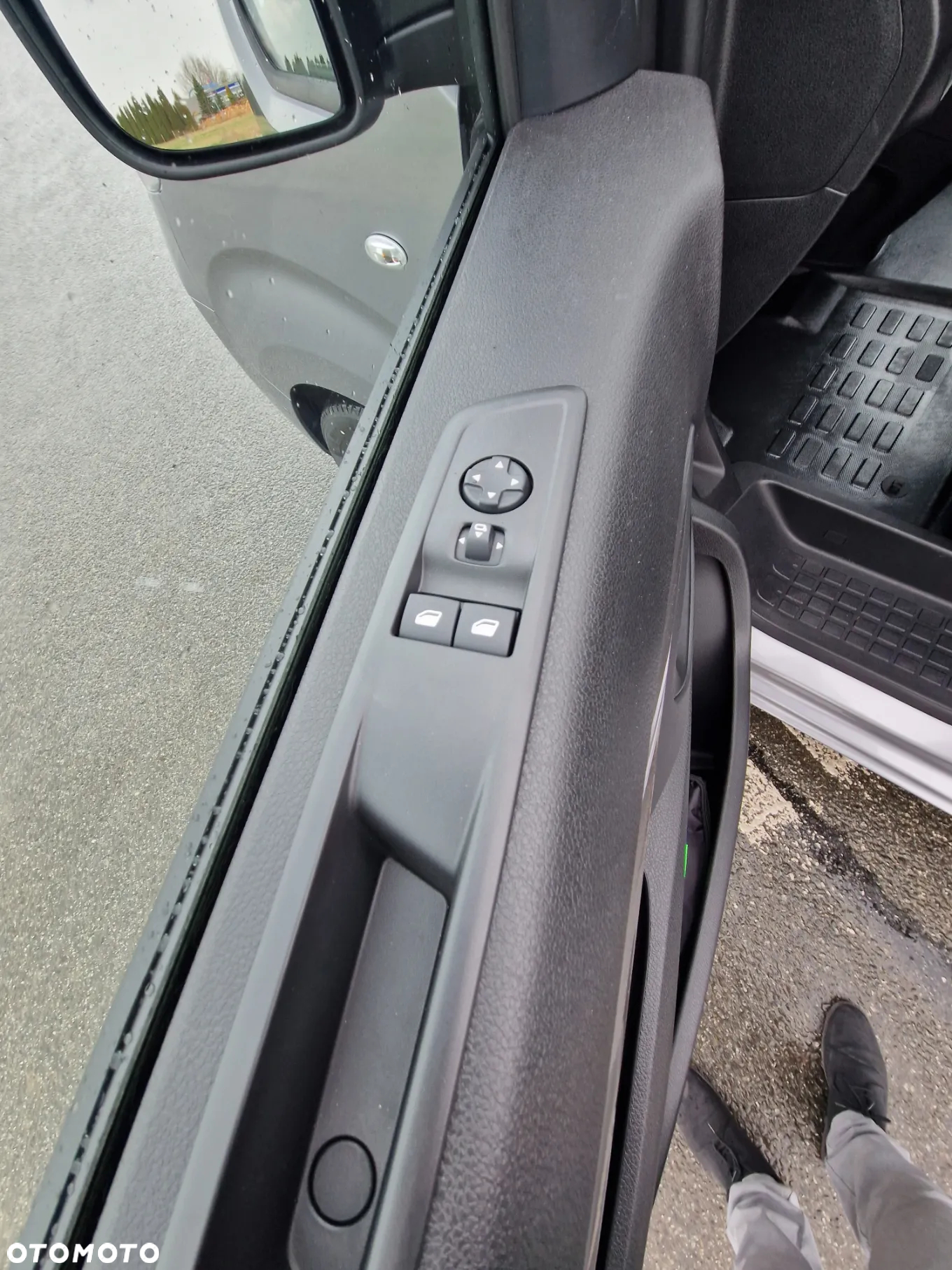 Opel Vivaro - 28