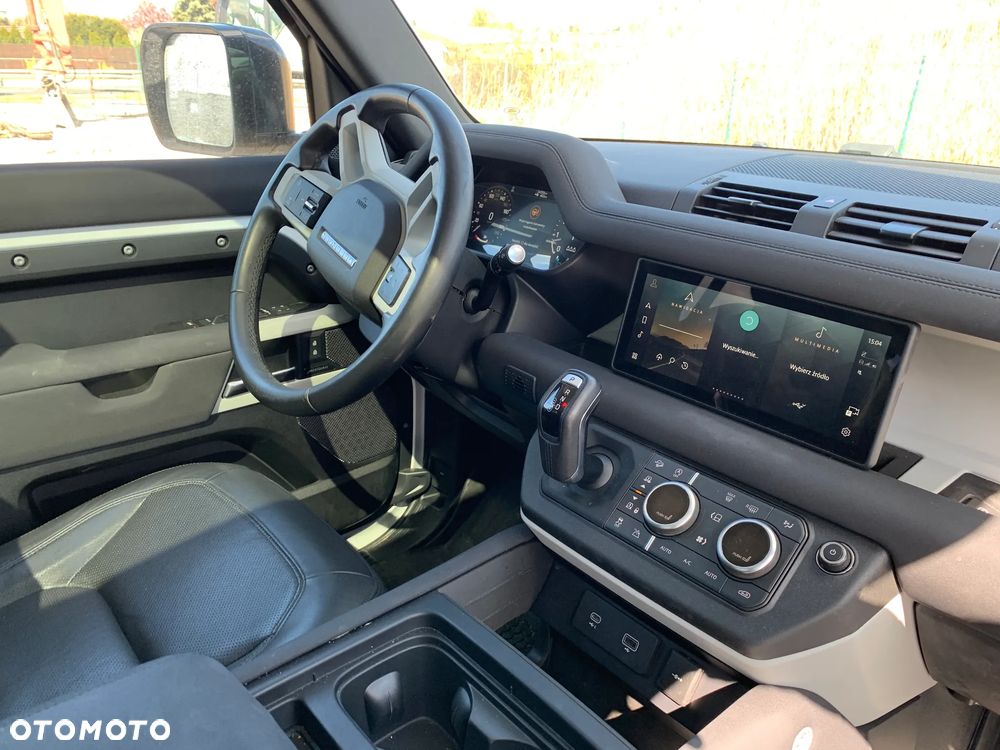 Land Rover Defender 110 P300 - 16