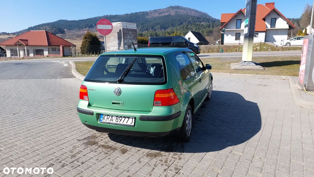 Volkswagen Golf 1.4 Comfortline - 3