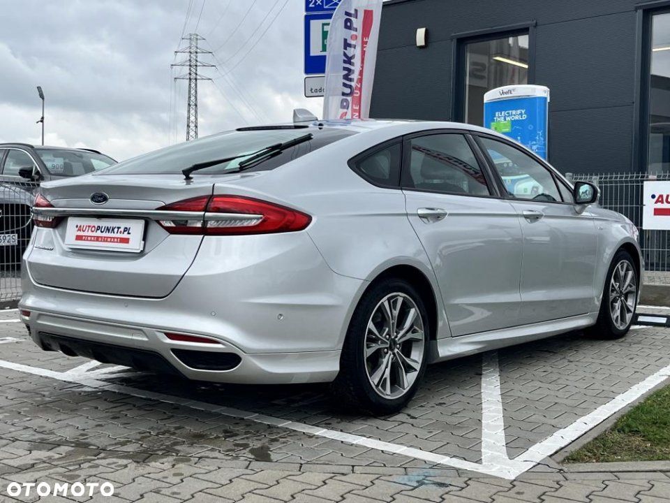 Ford Mondeo - 7
