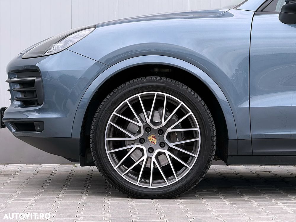 Porsche Cayenne Standard - 41