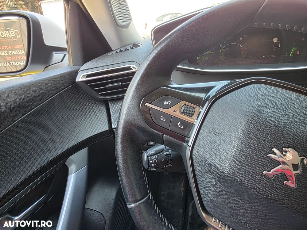 Peugeot 2008 PureTech 110 Stop&Start Allure - 21