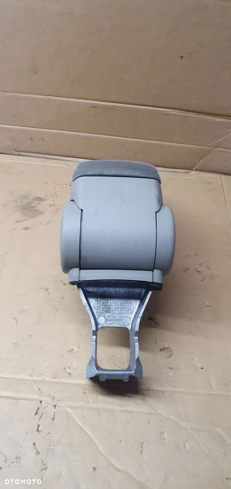 Podłokietnik środkowy Audi A4 B8 8P0864207B - 5