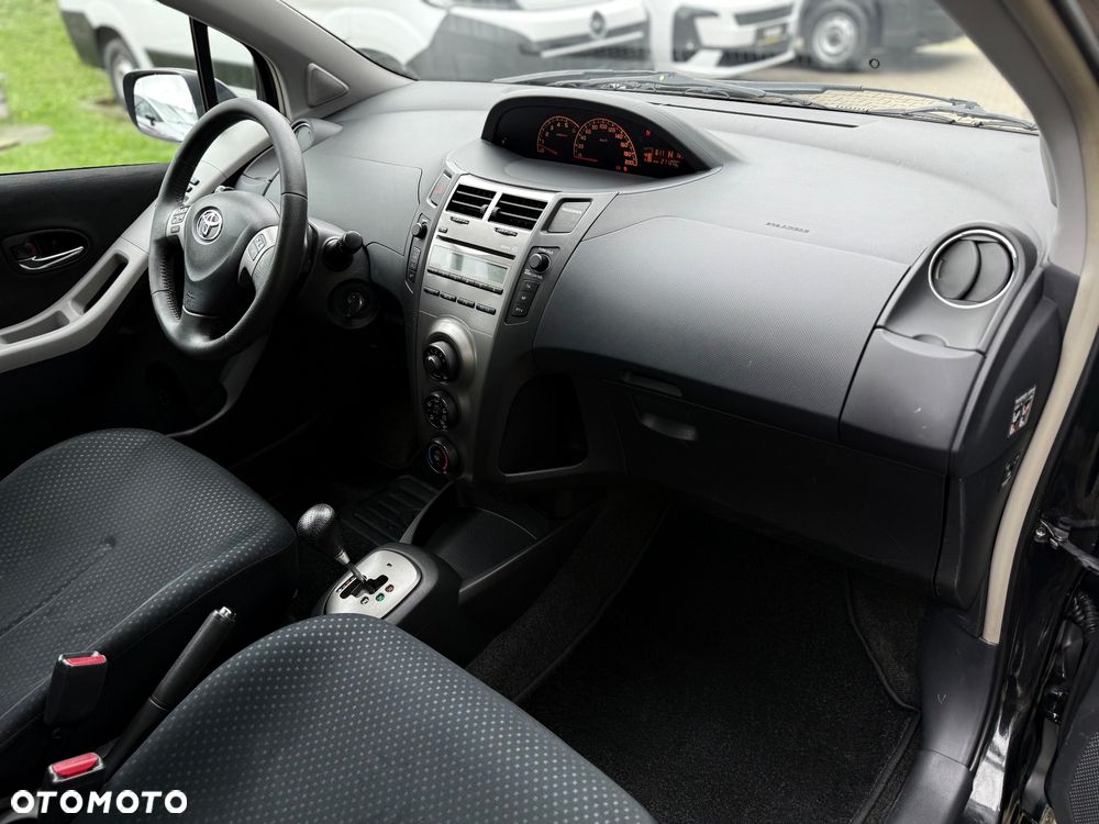 Toyota Yaris 1.4 D-4D Multi Mode Life - 25
