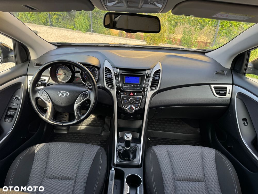 Hyundai i30 1.4 BlueDrive Run - 23