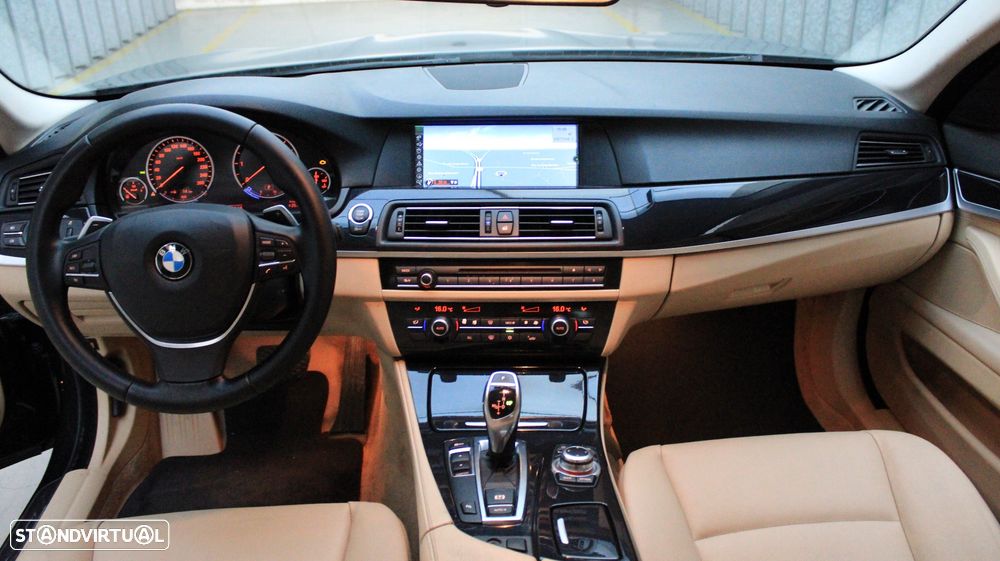 BMW 520 d Aut. Luxury Line - 11