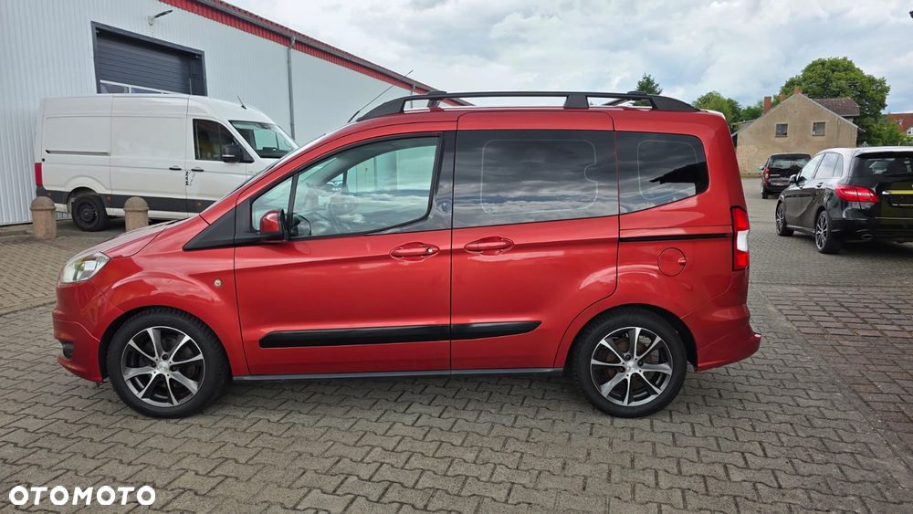 Ford Tourneo Courier - 3