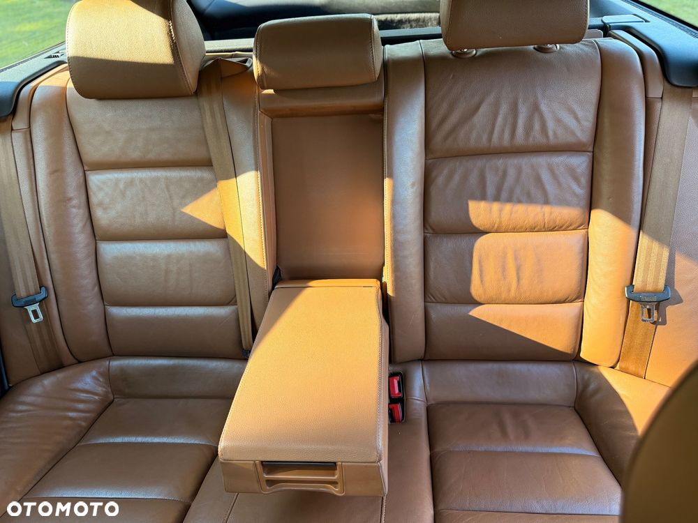 Audi A6 Avant 2.0 TDI - 14
