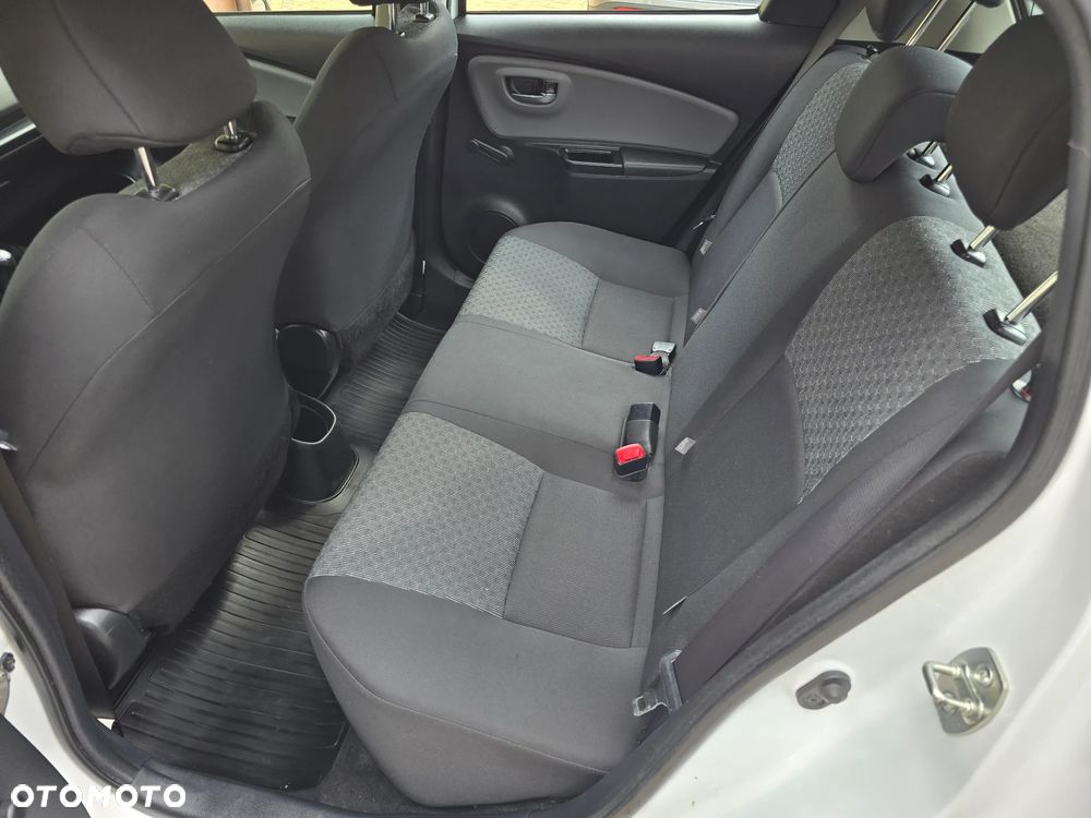 Toyota Yaris 1.0 Active EU6 - 6