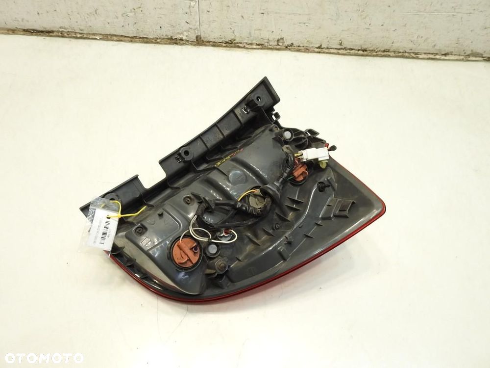 LAMPA LEWY TYŁ KIA CEED I KOMBI 92401-1H3 - 4