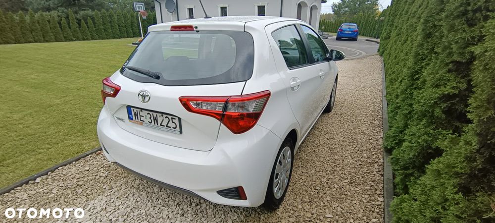 Toyota Yaris 1.0 Active - 11