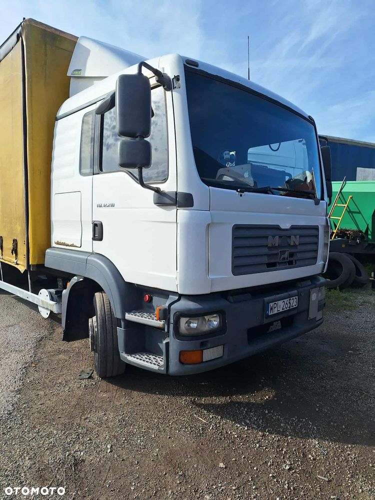 MAN TGL 12.210 - 1